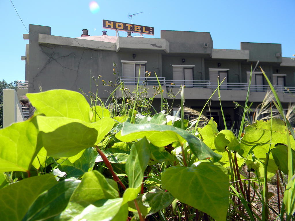 Hotel Restaurante Las Galias Zuera ภายนอก รูปภาพ